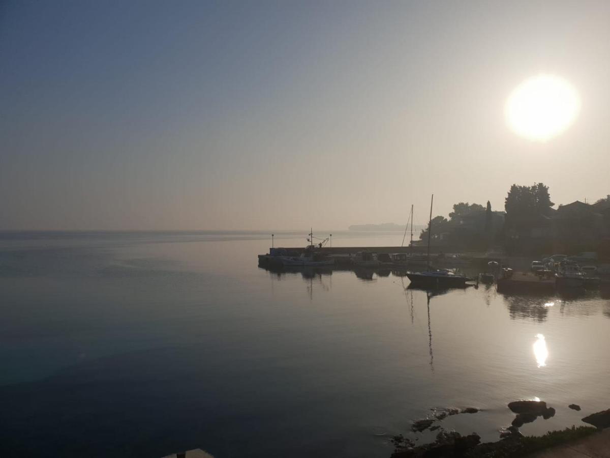 Apartments Sea Reflections Žman Εξωτερικό φωτογραφία